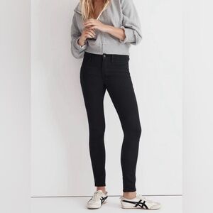 Madewell Women's Black Roadtripper Jeans